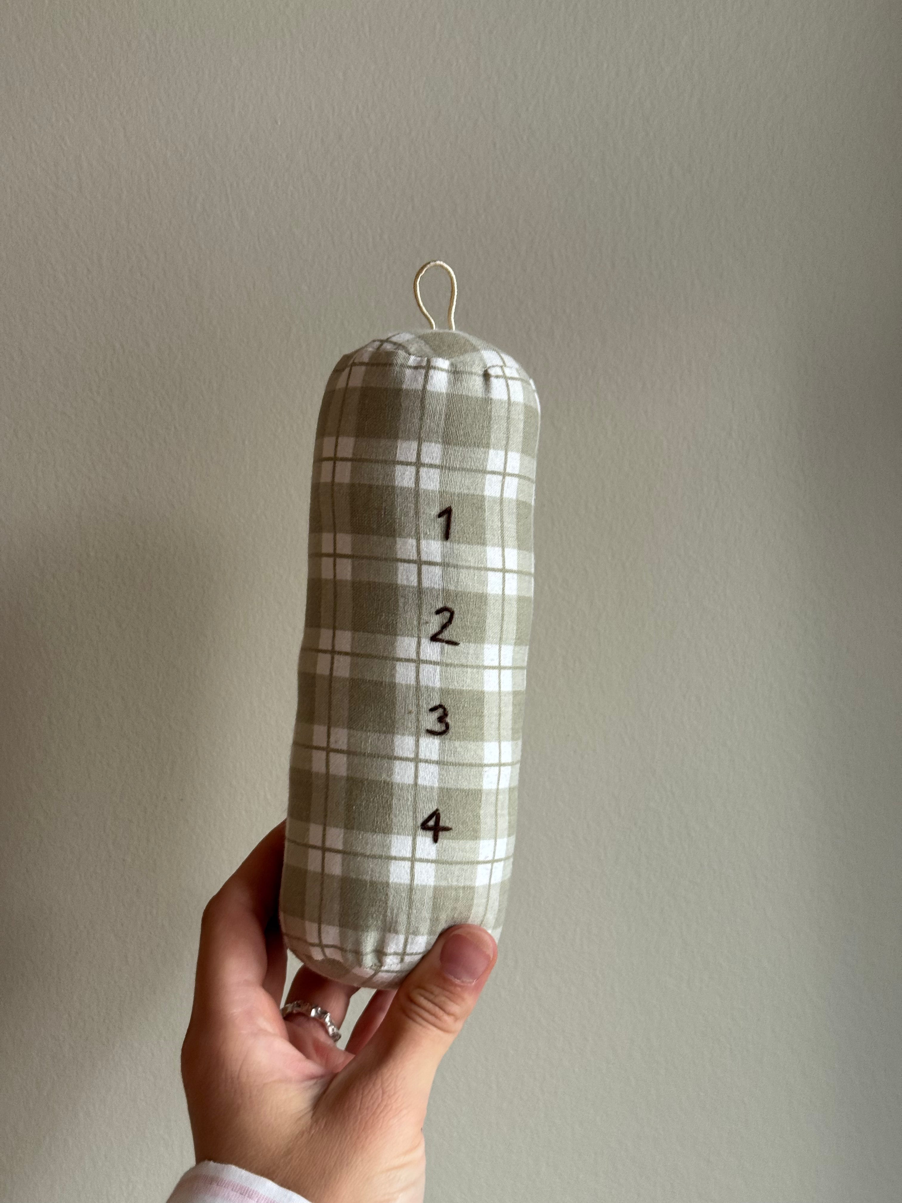Handmade Calendar Candle - No. 4