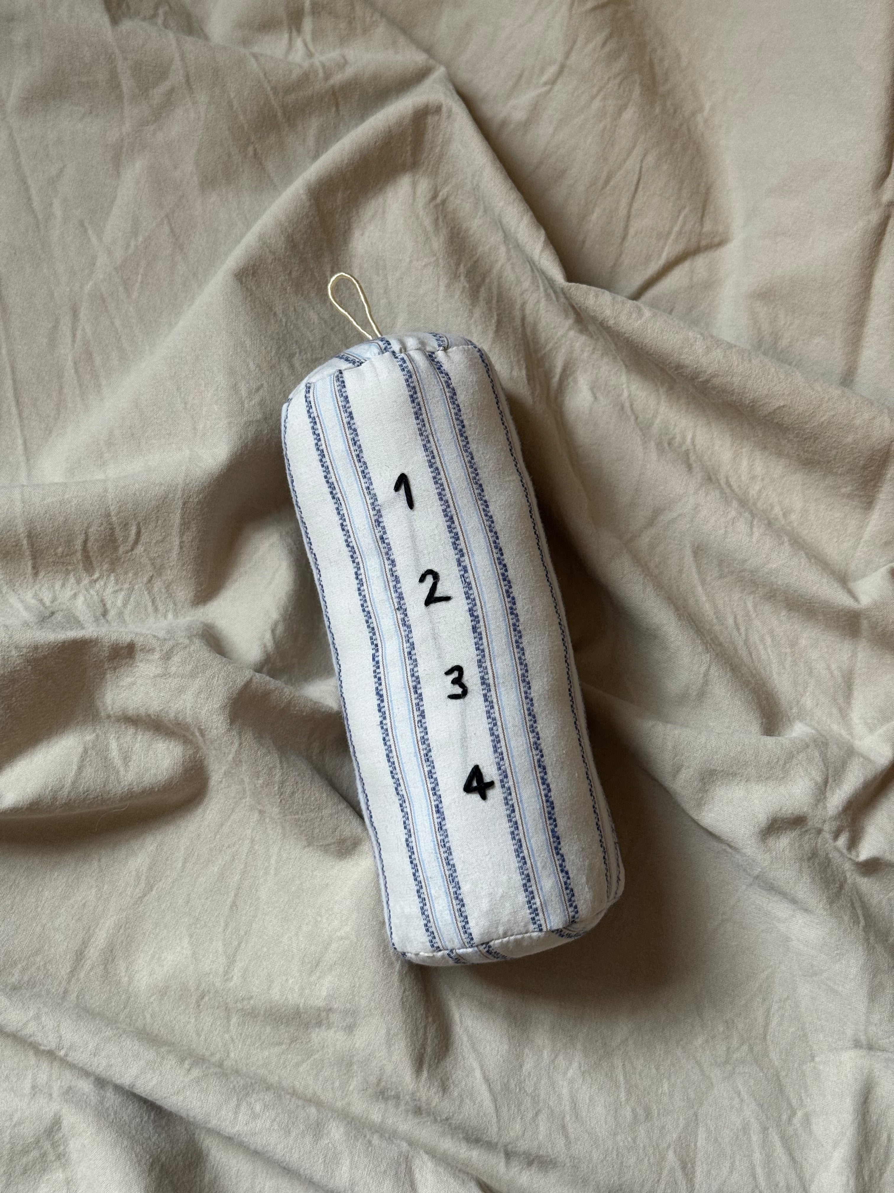 Handmade Calendar Candle - No. 7
